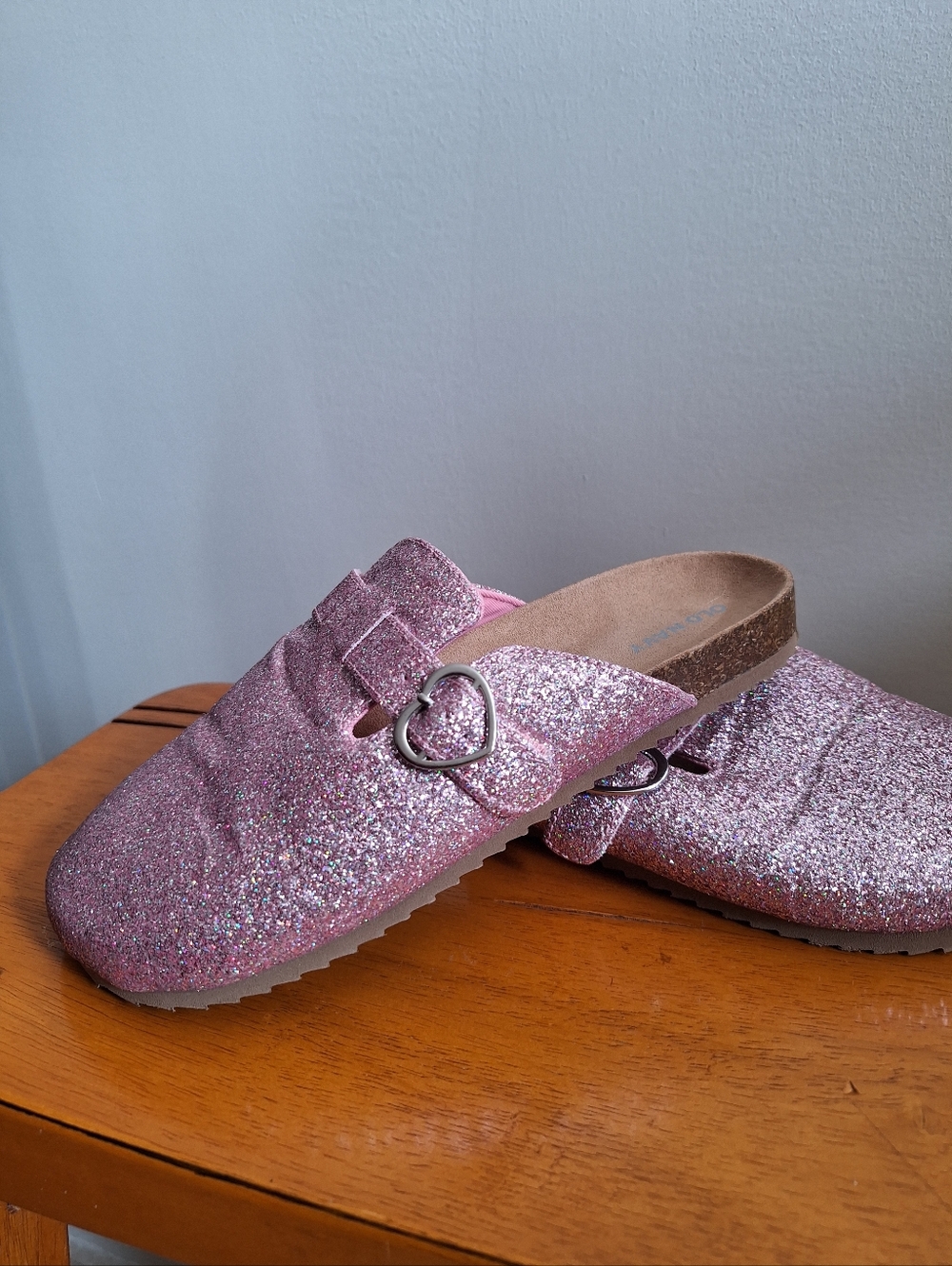 OLD NAVY Glitter Faux-Leather Buckled Clog Shoes for Girls Size 4Y - Picture 9 of 10